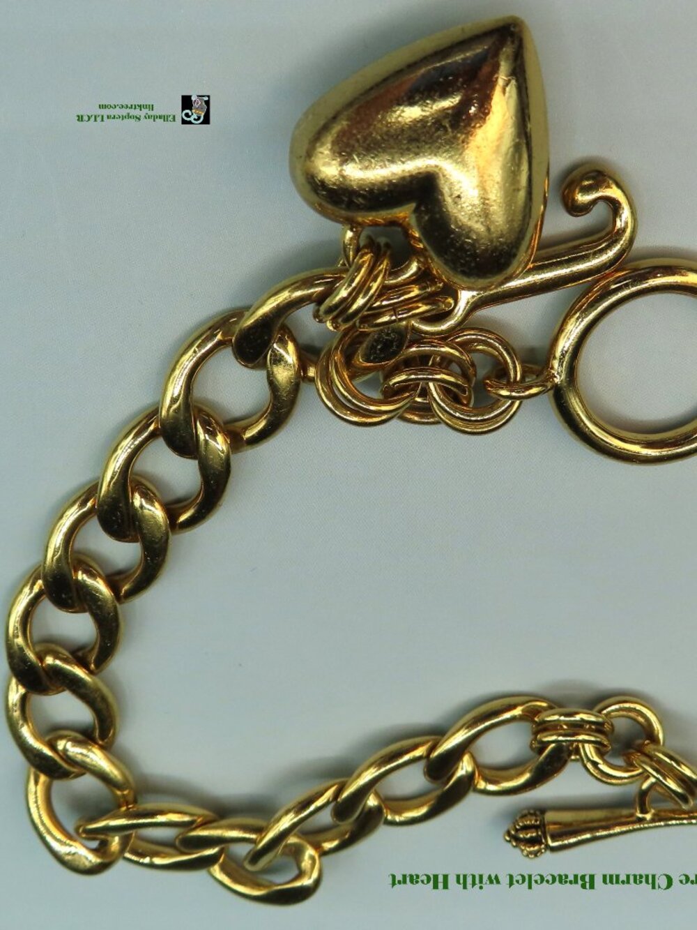 [SALE] Vintage Juicy Couture Gold Tone Charm Bracelet with Heart charm - Picture 4 of 5